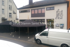 Zeltkonstruktion und Grill5